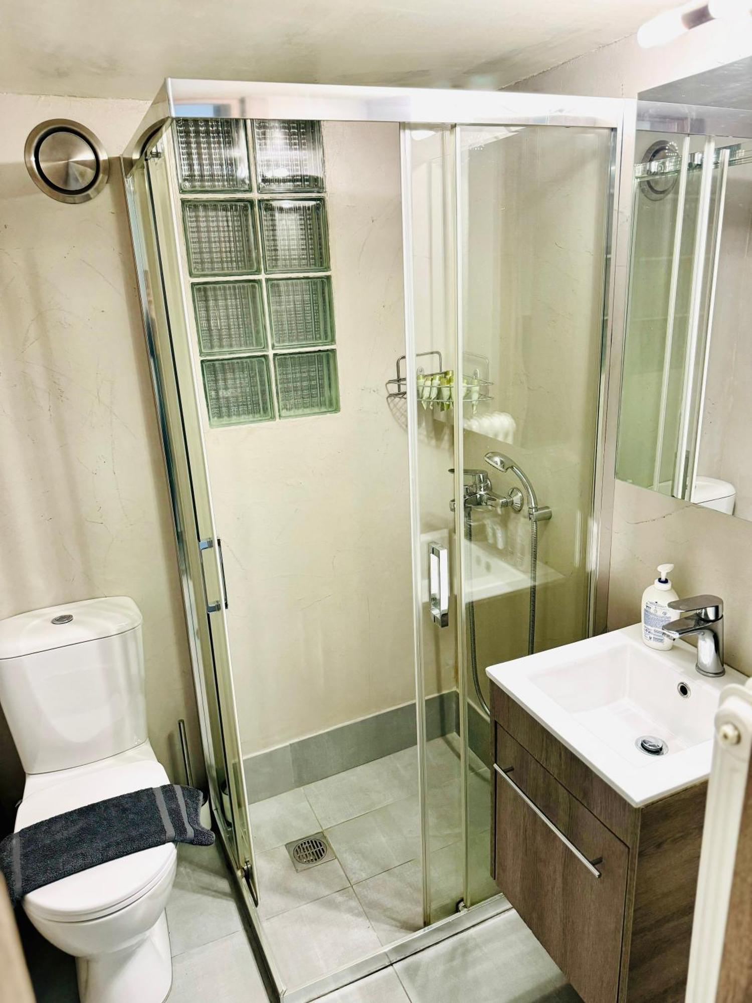 Harmony Apartment Next To The Acropolis Museum Атина Екстериор снимка